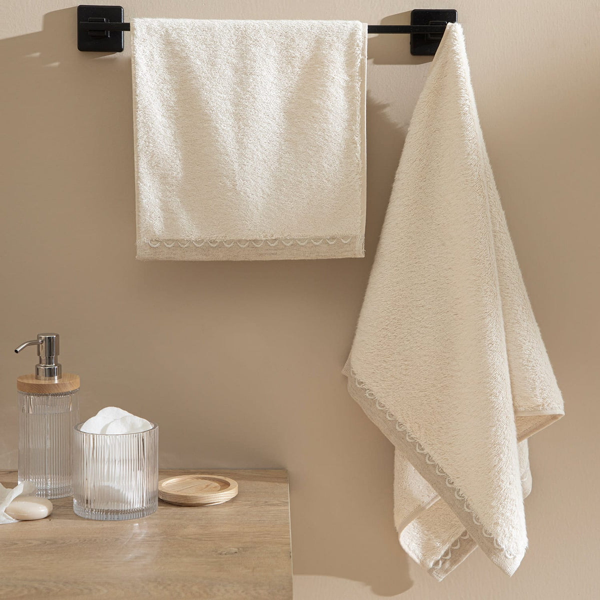 Nermundo Hand Towel 30x50cm Natural