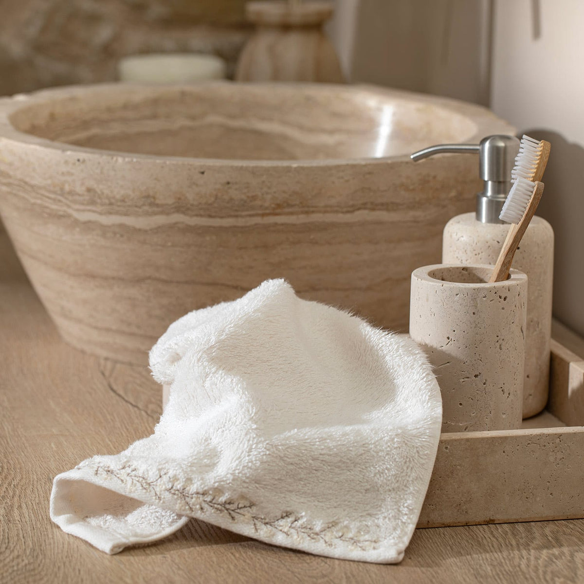 Evian Hand Towel 30x50cm Ecru