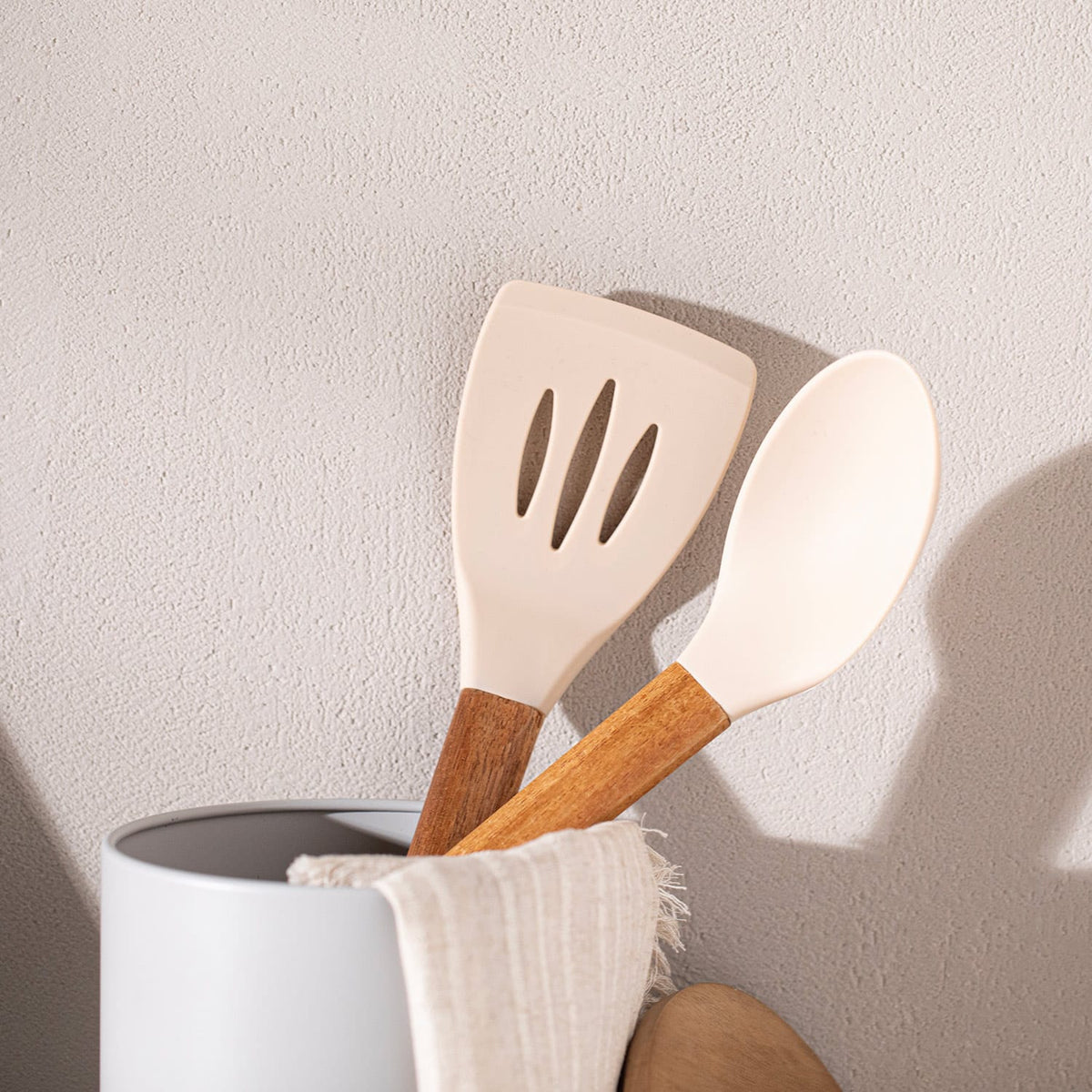 Agni Acacia Perforated Spatula 31cm Natural