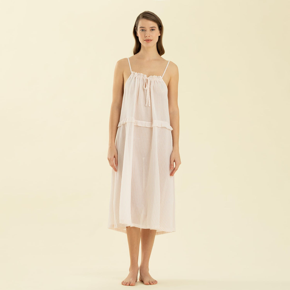 Elegant Nightgown White / Pink