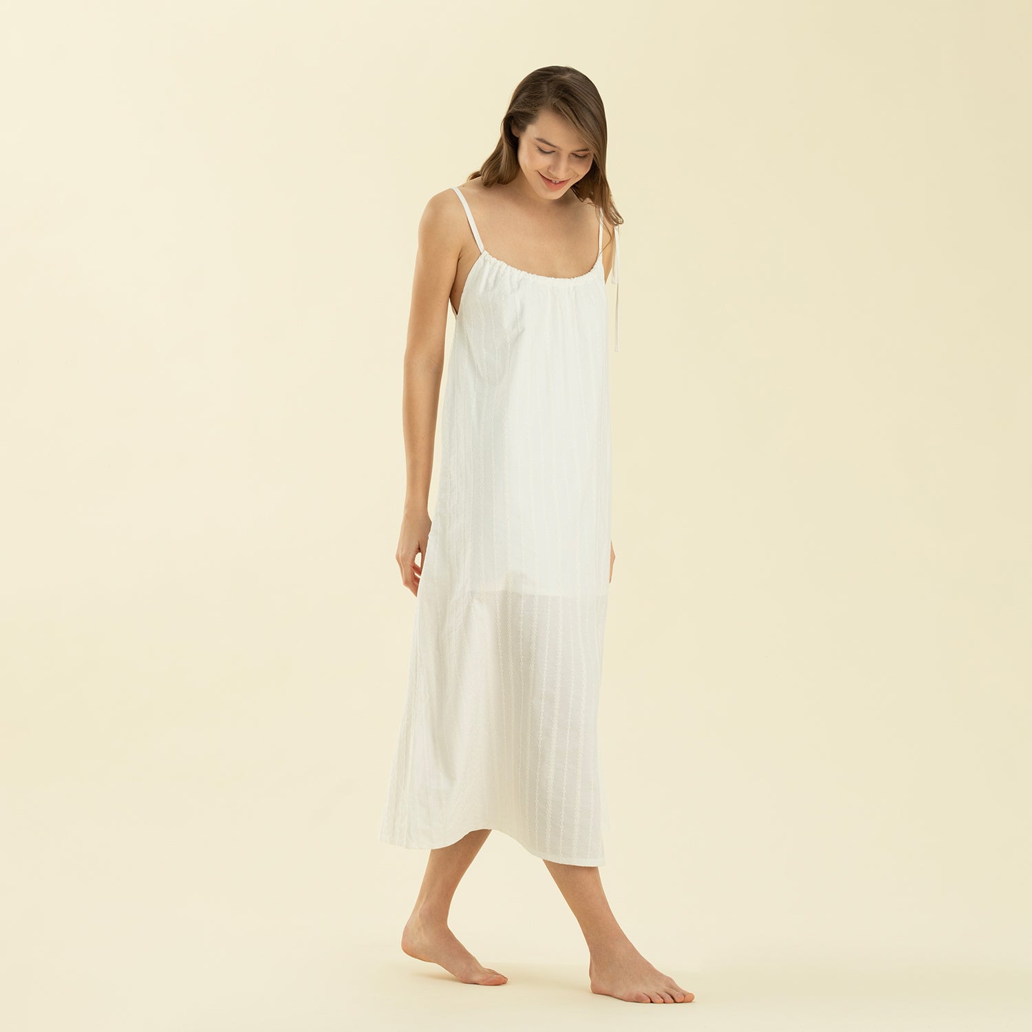 Monolittigo Nightgown Ecru