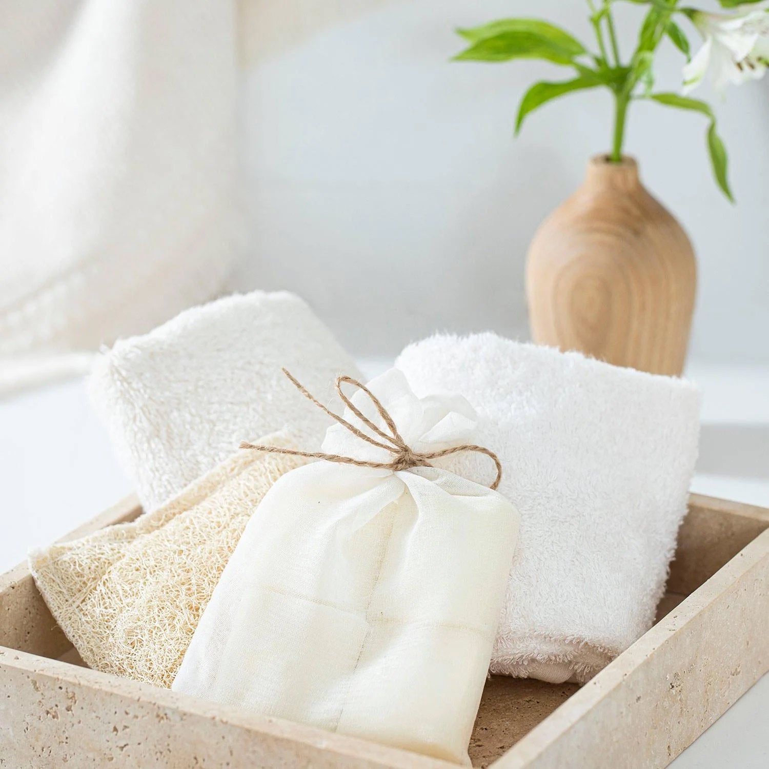 Natural Soap with Bath Scrub 4 x 50 G Powder
