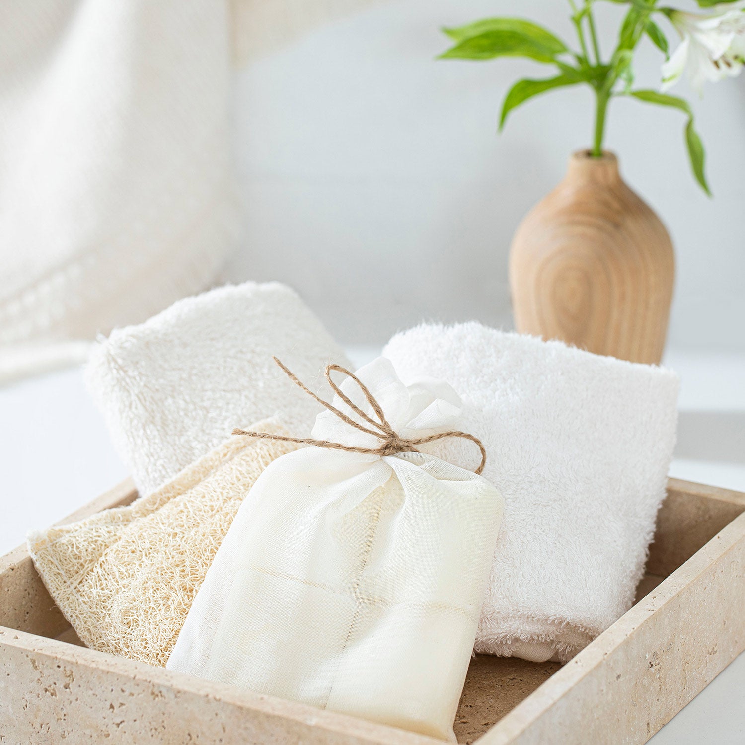 Natural Soap with Bath Scrub 4 x 50 G Vanilla