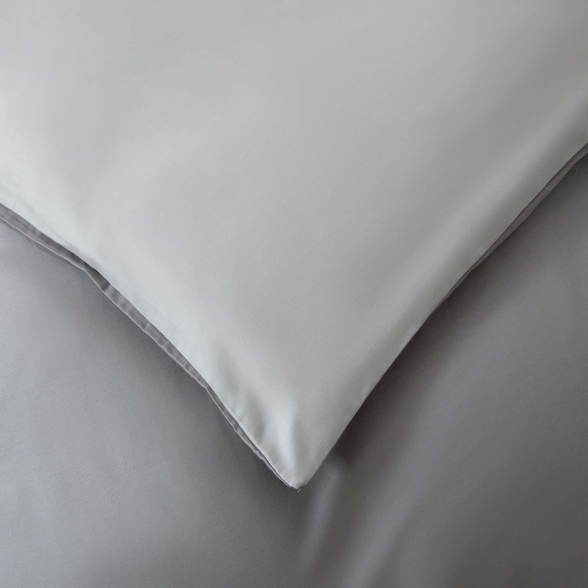 Bettie Duvet Cover Double Size 200x220cm Cold Gray / Gray